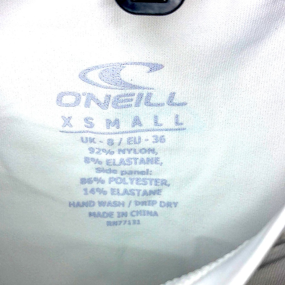 O'Neill Rash Guard - Picture 3 of 7